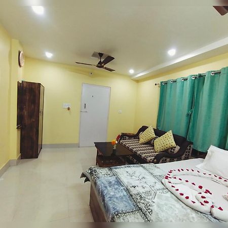 Charulata Residency Hotell Bolpur Exteriör bild