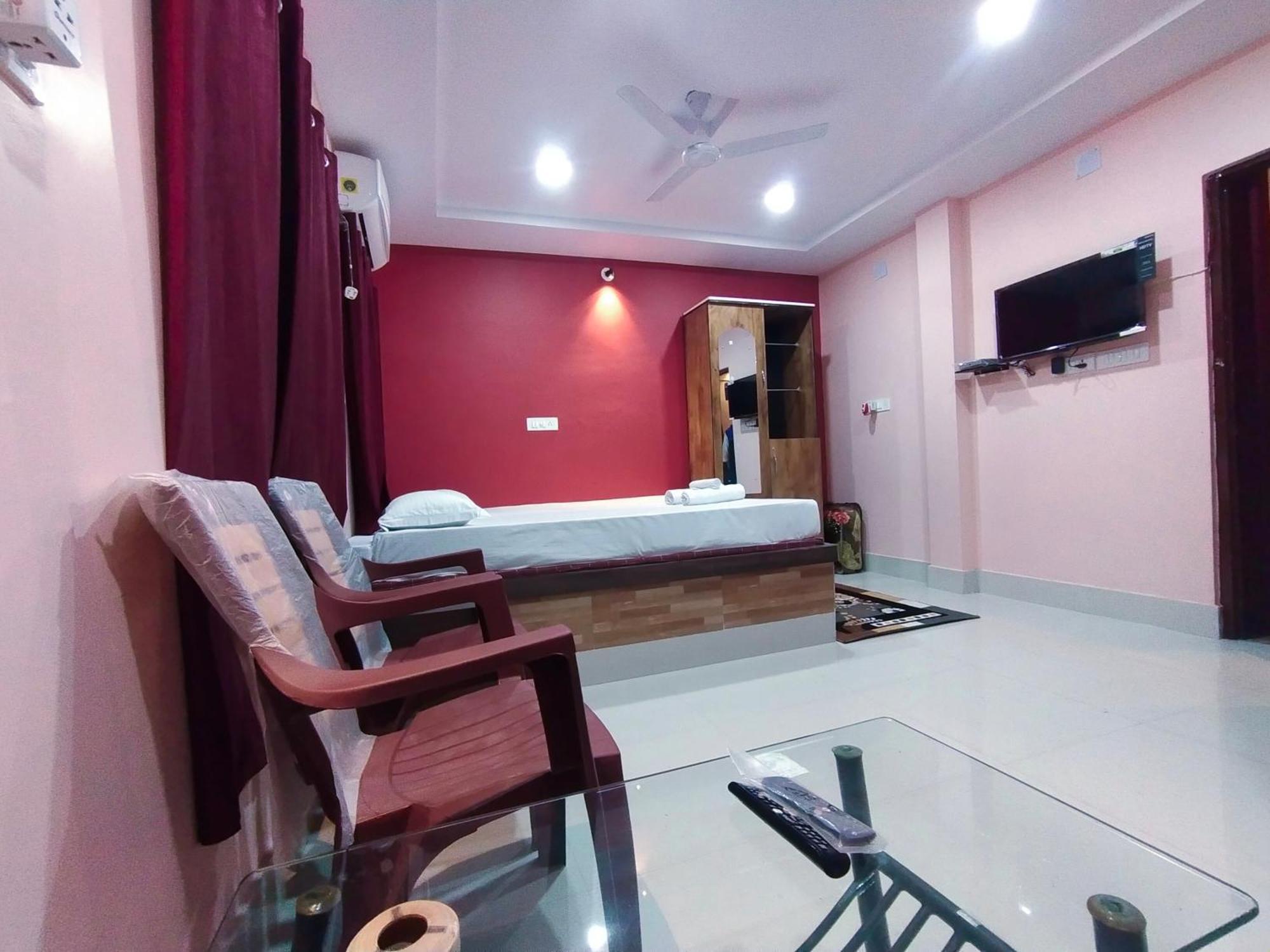 Charulata Residency Hotell Bolpur Exteriör bild