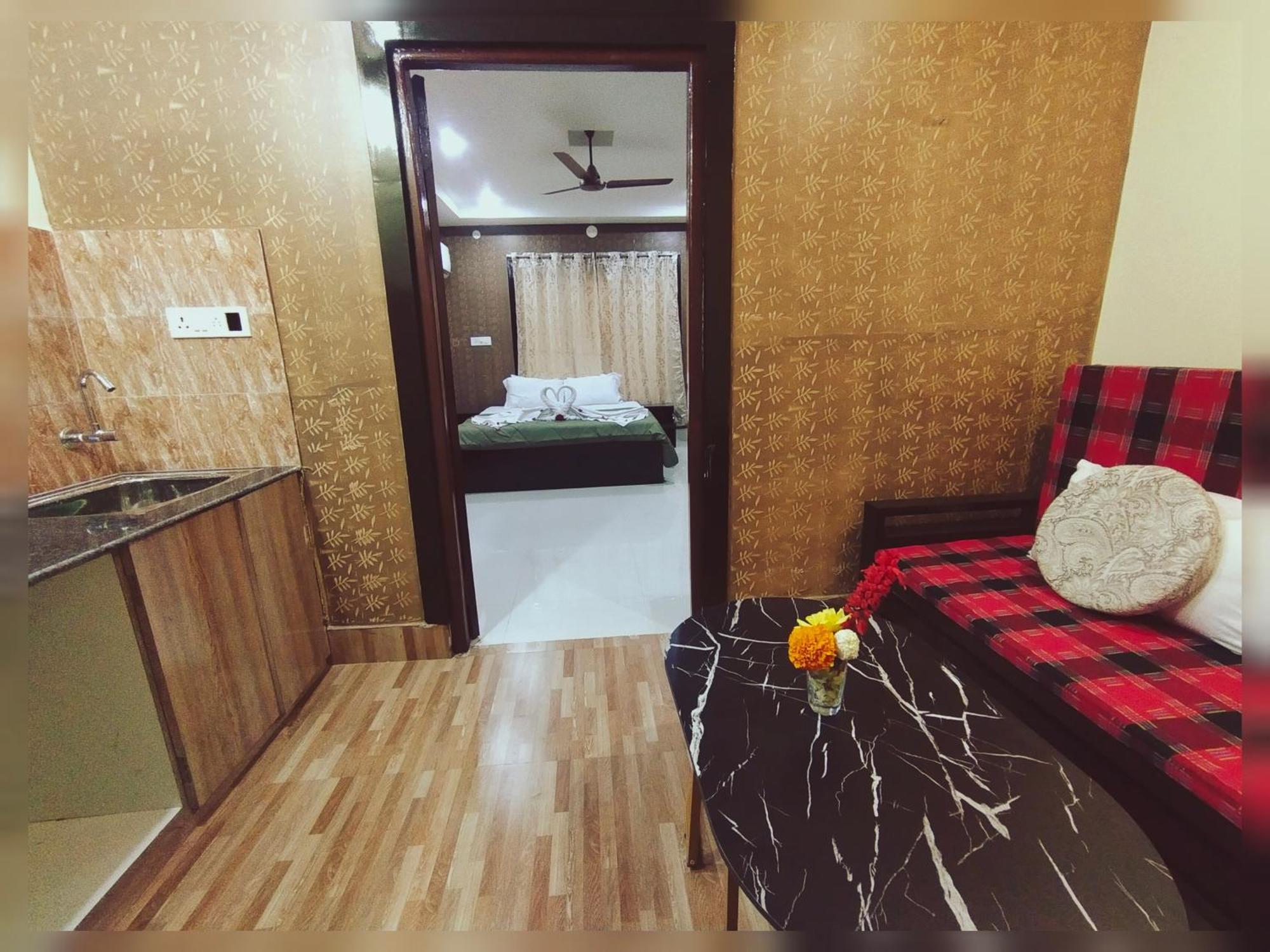 Charulata Residency Hotell Bolpur Exteriör bild