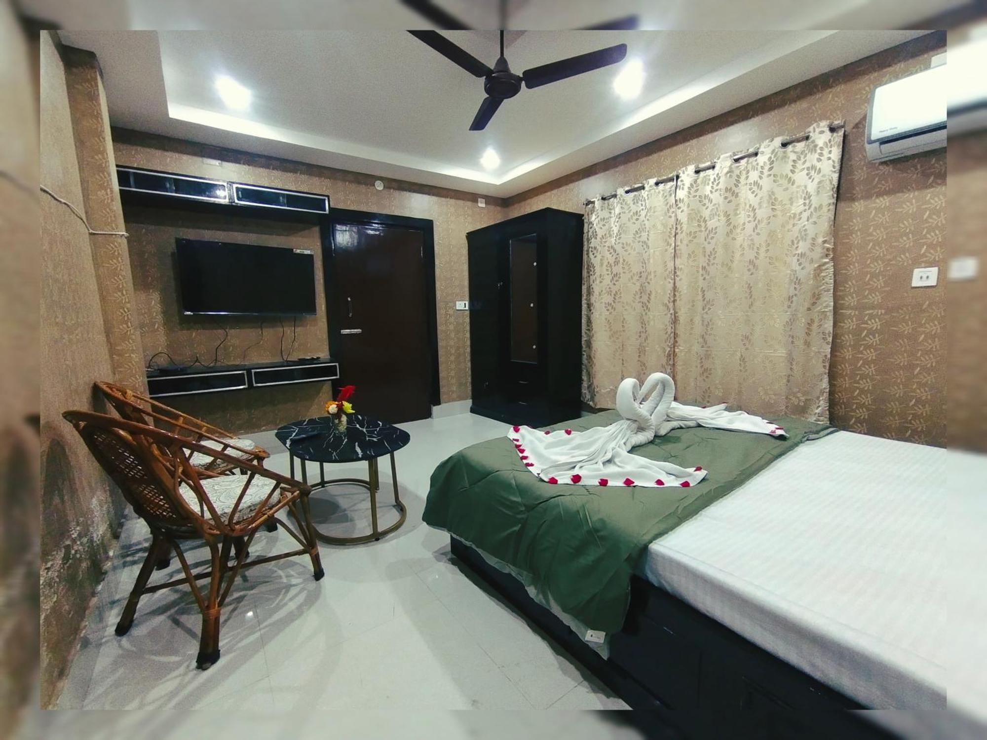 Charulata Residency Hotell Bolpur Exteriör bild